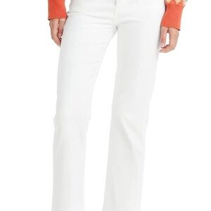 Levi’s women wedgie white NWT 33x28